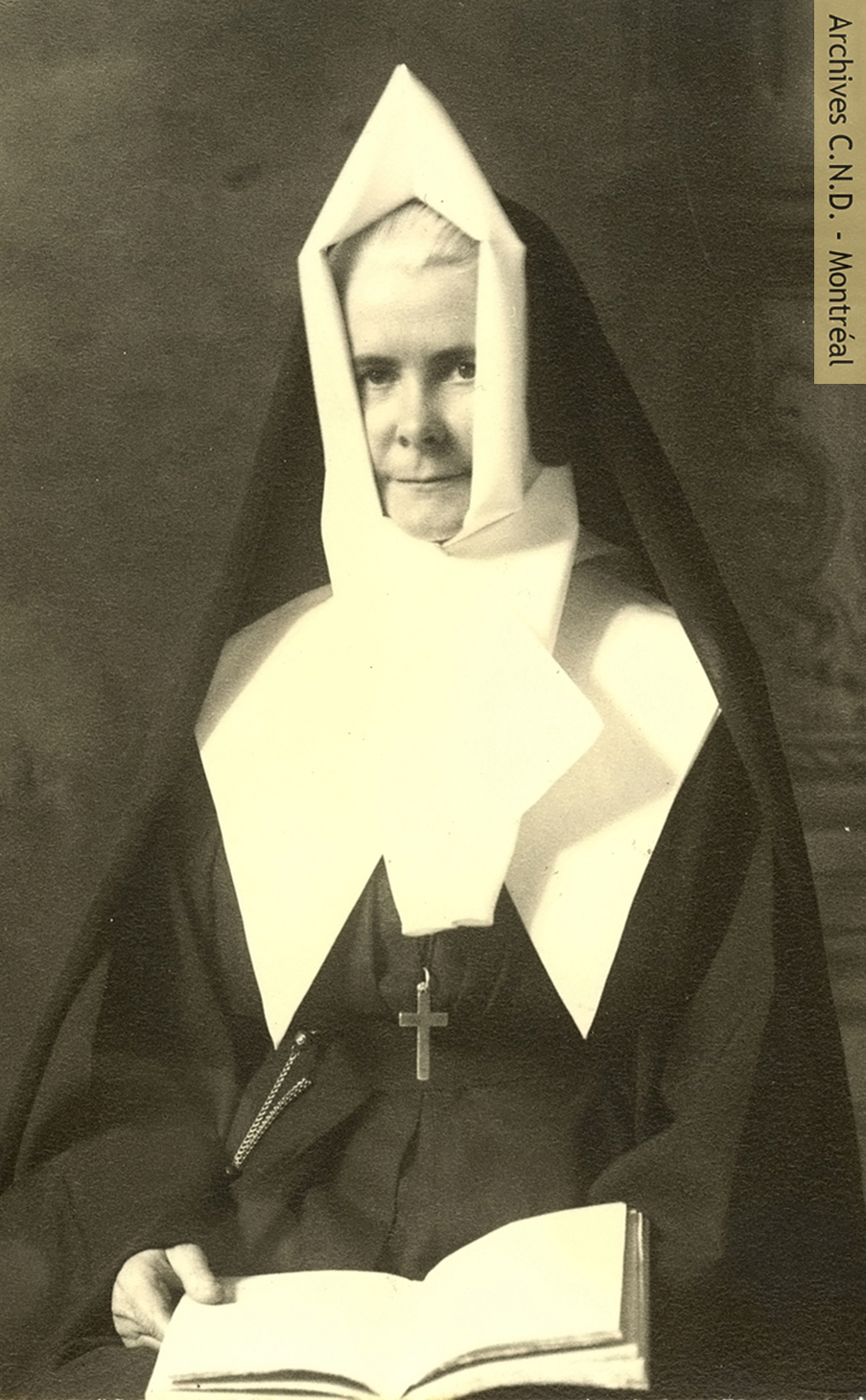 Léa Mandeville (Sister Saint-Ignace)